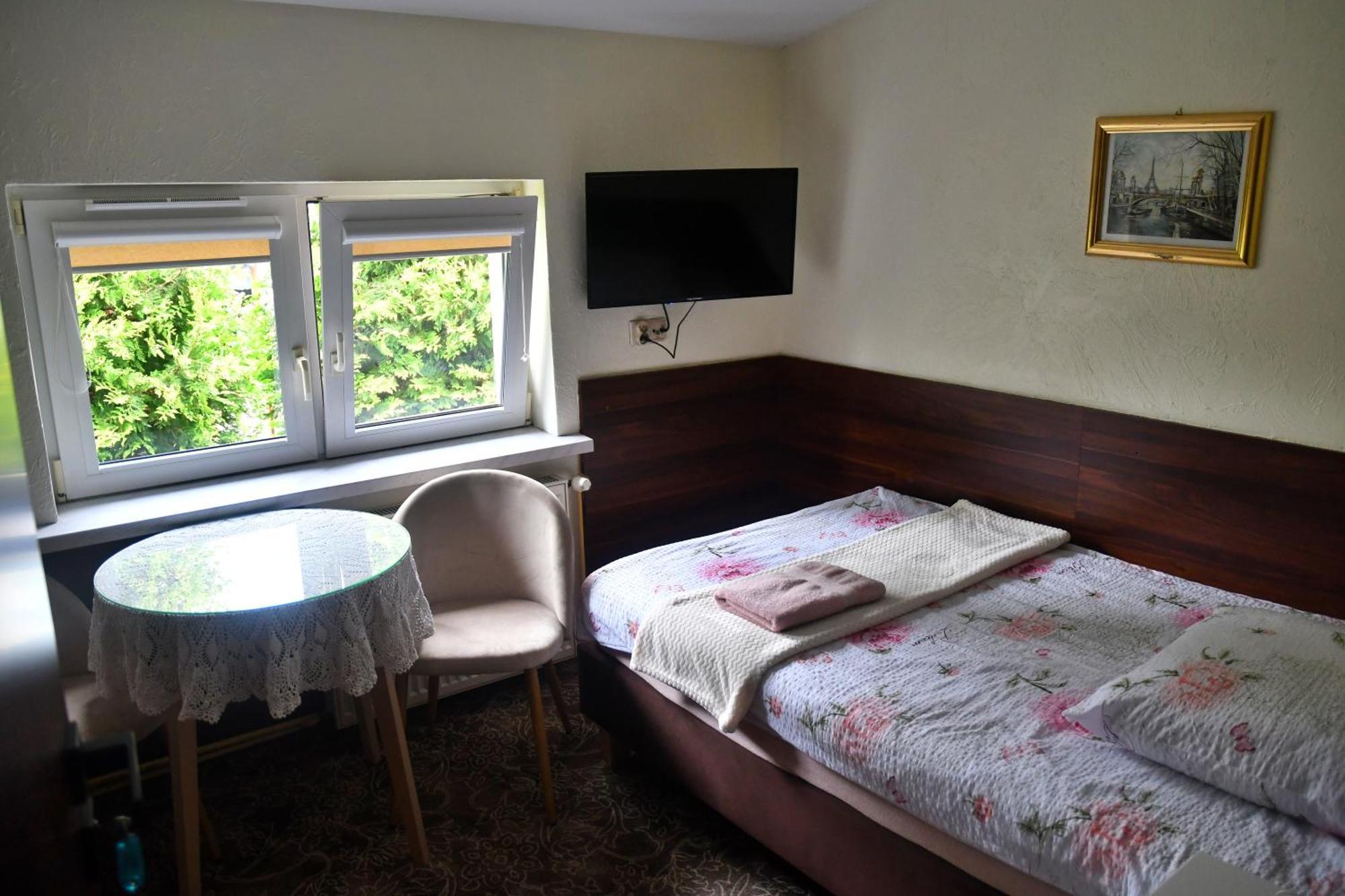 Noclegi Hostel Ruda Slaska