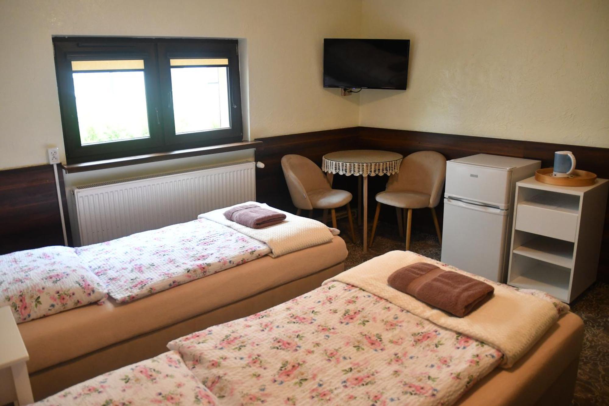 Hostel Noclegi
